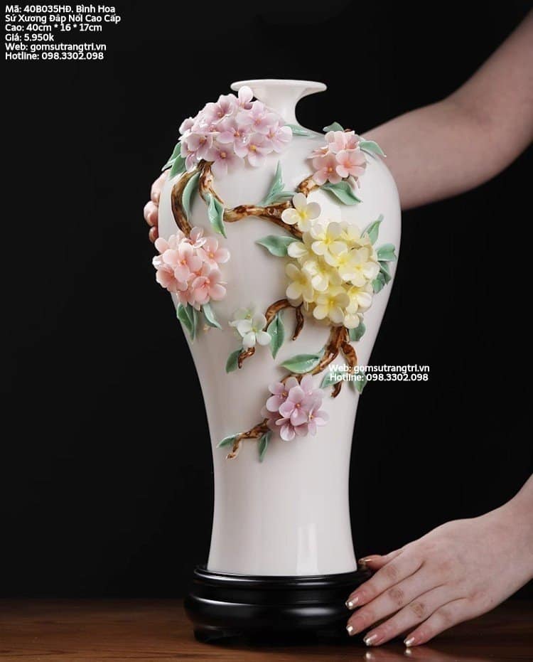 BÌNH HOA SỨ XƯƠNG ĐẮP NỔI CAO CẤP